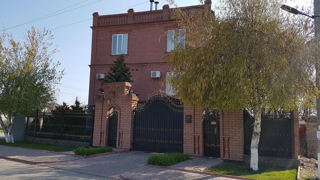 Versal Hotel Kherson Eksteriør bilde