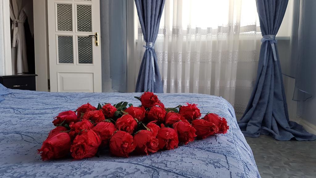 Versal Hotel Kherson Eksteriør bilde